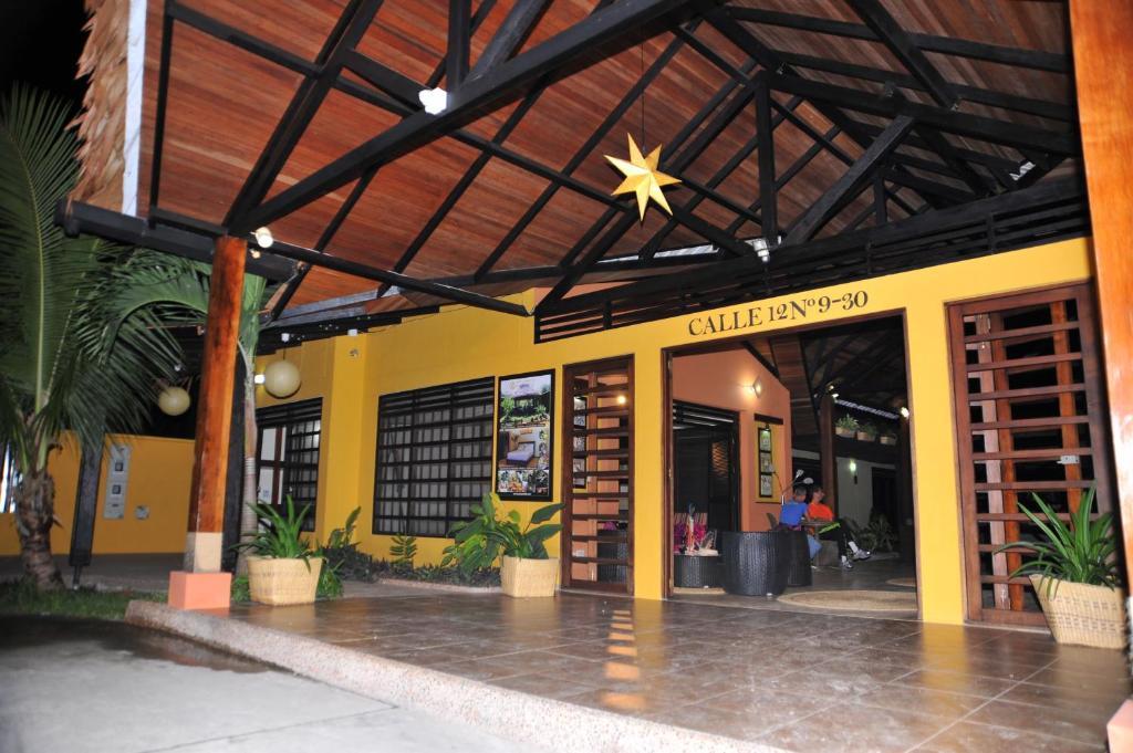 Hotel Amazon Bed And Breakfast Leticia Exterior foto
